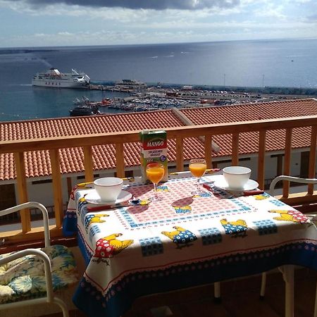 Ocean View Over Los Cristianos, Playa Las Vistas, Wifi ロスクリスティアーノス エクステリア 写真
